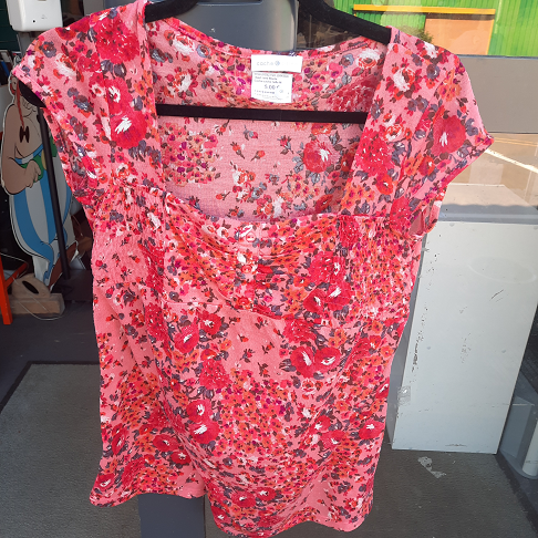 haut rose fleurie Cache-cache taille M