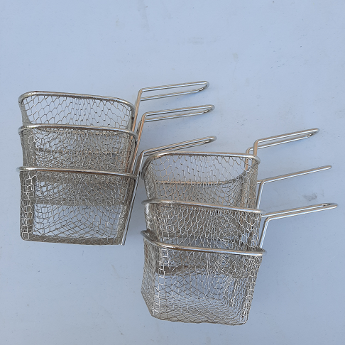 6 petit paniers frites
