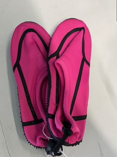 Chaussures de mer taille 37