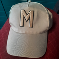 Casquette beige  avec lettre Primark