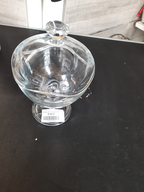 Bonbonnière transparente