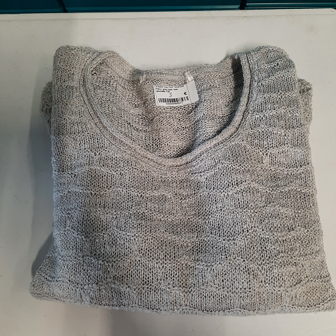 PULL gris clair, bas dentelle T38