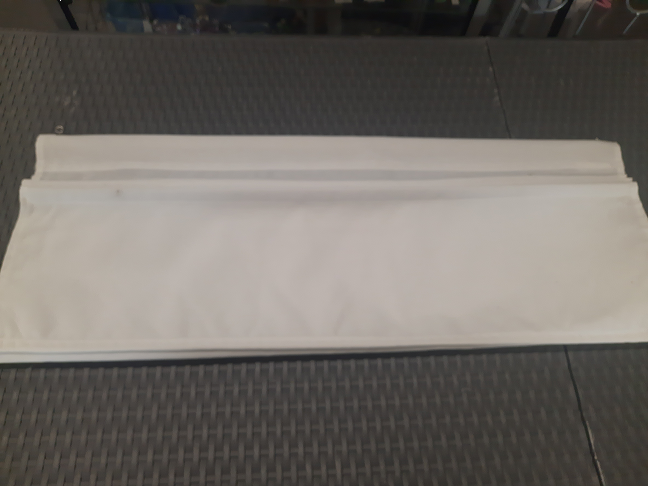 Voilage blanc fenêtre