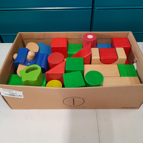 jeu en bois de construction