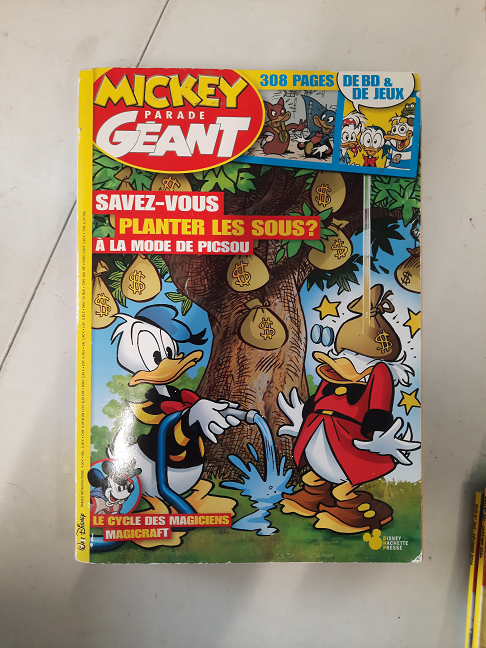 livre Mickey géant