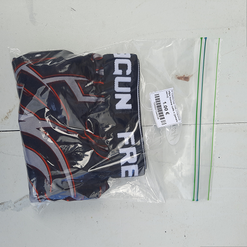 slips homme taille s (jamais servi)