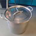 Marmite inox avec couvercle  31 cm diamètre / hauteur 28 cm