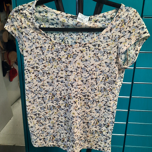 t shirt Monoprix fleurs T.1