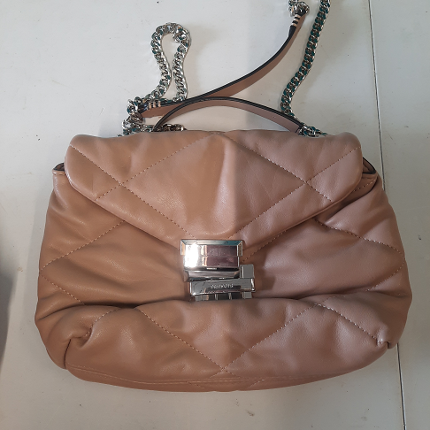 Sac parfois rose: