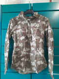 ??chemise camouflage Jennyfer :