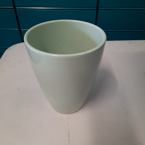 pot de fleurs vert,