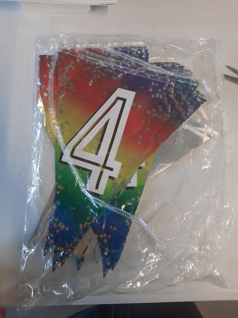 banderole anniversaire 4 ans
