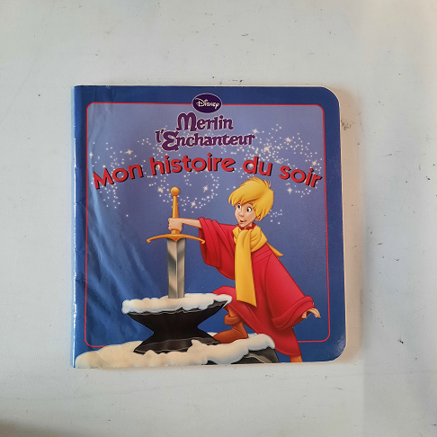 Livre Mon Histoire du Soir Disney "Merlin l'enchanteur"