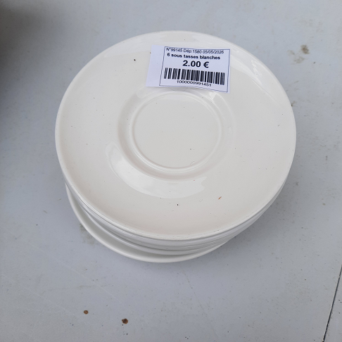 6 sous tasses blanches