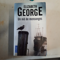 livre  Un nid de mensonges    Elizabeth George