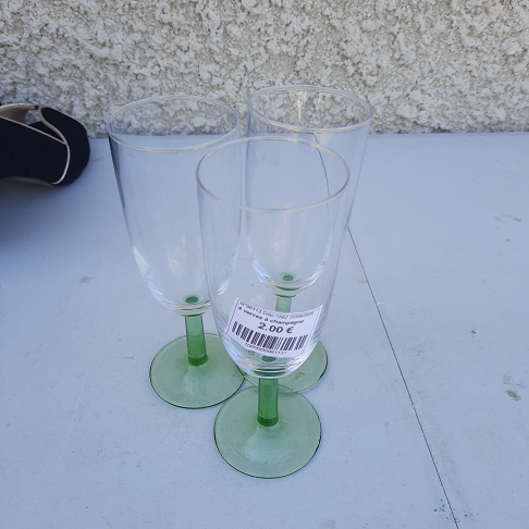 4 verres à champagne