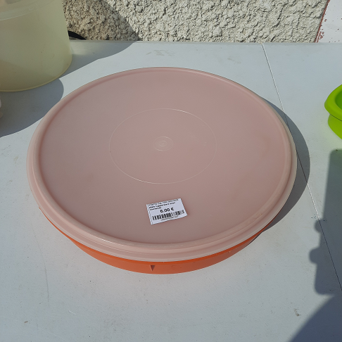 plats tupperware avec couvercle