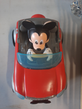 voiture rouge a piles avec mickey