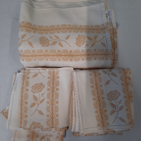 ensemble nappe brodée + 12 serviettes