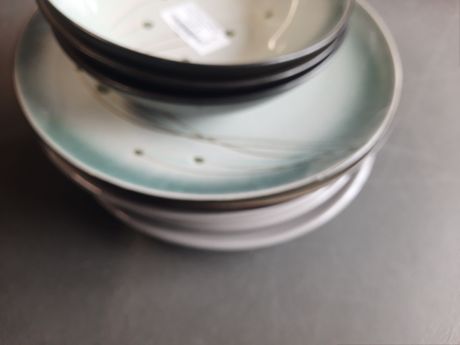 Lot 6 assiettes feuilles (3 creuses+ 3 plates)