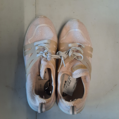1 paire de basket 36/38
