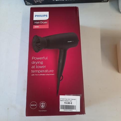 Sèche cheveux neuf