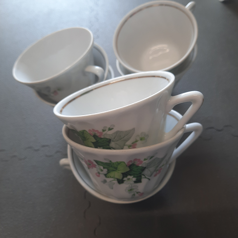 10 tasses