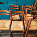 11 chaises