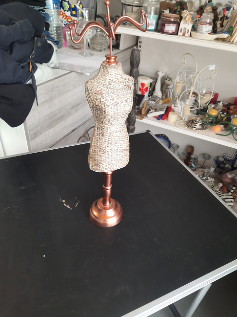 Présentoir bijoux mannequin grand format
