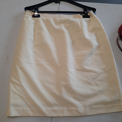 Jupe jaune doublé T40
