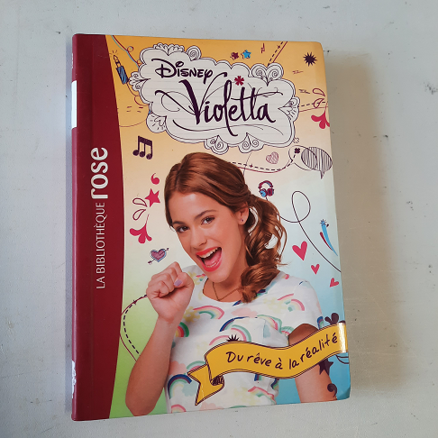 livre Violetta du rêve à la réalité