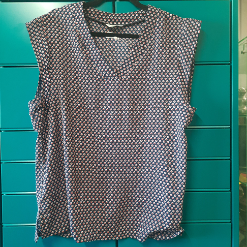 haut bleu marine fleurie U taille 2