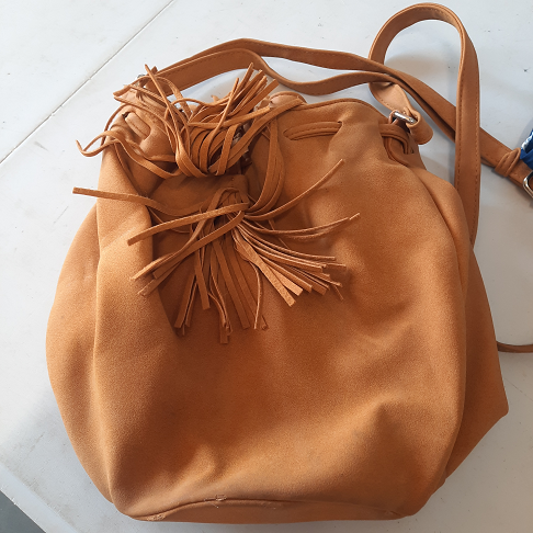 sac à main moutarde