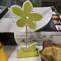 Fleur verte en bois