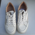 Tennis blanches