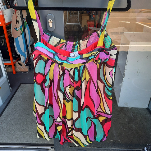 haut muticolor taille 4