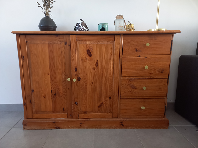 Buffet Hauteur : 76 Largeur : 49 Longueur : 90
