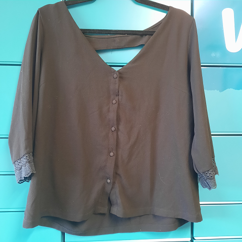 Haut noir femme manches mi-longues   taille M/L