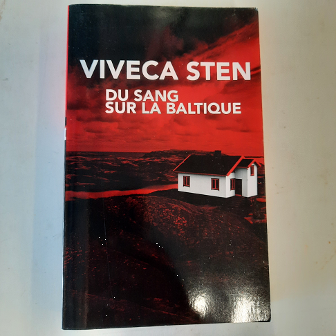 livre Viveca Sten / Du sang susr la Baltique