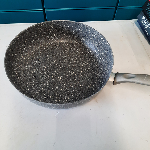 Grande poele 32 cm diamètre / hauteur 8