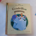 Livre cendrillon.