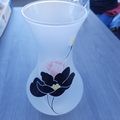 vase fleurs rose et noires